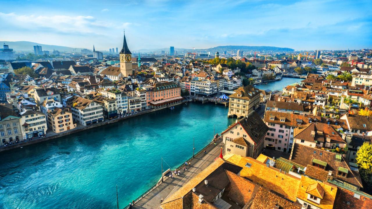 الطرق القانونية للهجرة والإقامة فى سويسرا والحصول على الجنسية