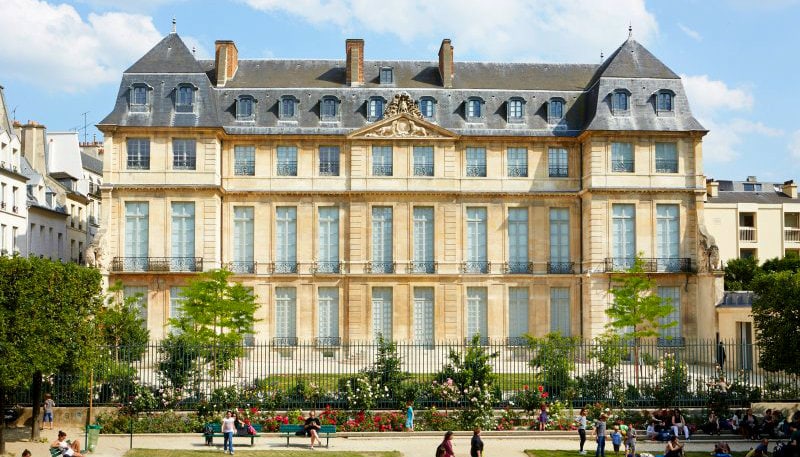 دليل السياحة فى باريس وأشهر المعالم السياحية وأماكن التسوق
